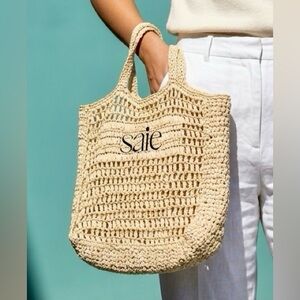 EUC. Saie Woven Crochet Tote Bag Large Beige Straw
Beach Coastal Boho
Market
